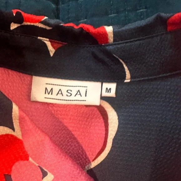 Masai Size M Button-Down Shirt - Picture 4 of 6